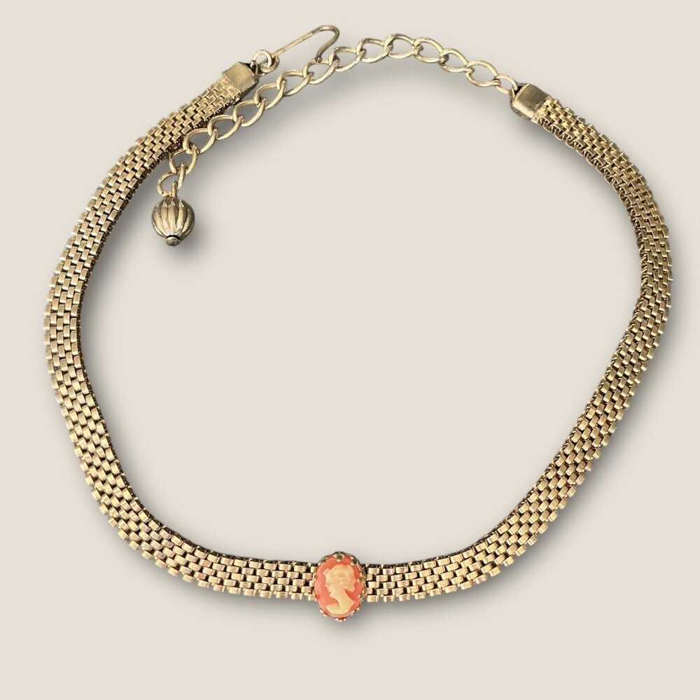 Vintage Dainty Cameo Retro Mesh Necklace Adjustable 11-14 Inches Gold-Tone